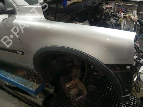 right-front-fenders-volvo-xc90-i-275-2002-2003-2004-2005-2006-2007-2008-2009-2010-2011-2012-2013-2014-2015-31617894 main image