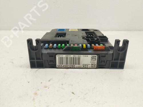 Used Fuse box Fuse box CITROËN C3 I (FC_, FN_) 1.4 HDi (68 hp) 32470499 32470499