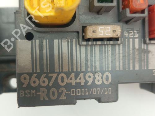 Fuse box CITROËN C5 III (RD_) 2.0 HDi 140 (RDRHF8, RDRHFA, RDRHA8, RDRHAJ) | BP35723062E1  - Image 5