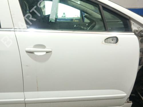 Used Right front door Right front door PEUGEOT 5008 (0U_, 0E_) 1.6 HDi (114 hp) 33816166 33816166