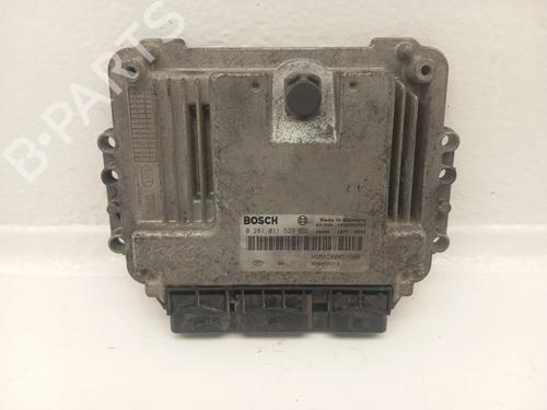 Used Engine control unit (ECU) Engine control unit (ECU) OPEL VIVARO A Van (X83) 1.9 DTI (F7) (101 hp) 40183788 40183788