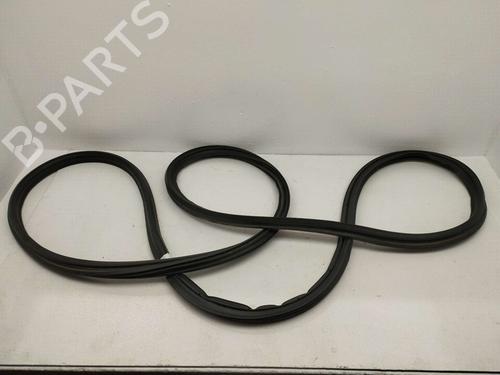 rubber-door-seal-honda-civic-x-hatchback-fc_-fk_-2016-23843750 main image