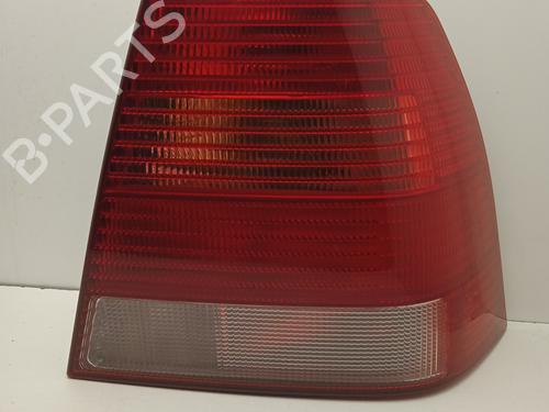 Used Right taillight VW BORA I (1J2) 1.9 TDI (90 hp) 4347327