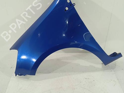 Used Left front fenders RENAULT CLIO III (BR0/1, CR0/1) 1.5 dCi (BR17, CR17) (86 hp) 11208563