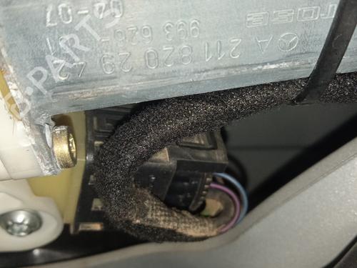 Front left window mechanism MERCEDES-BENZ E-CLASS (W211) | BP16444670C22