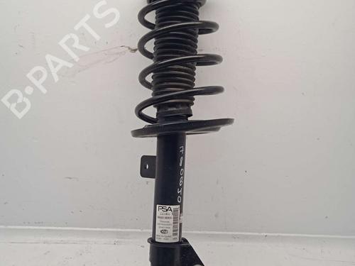Used Right front shock absorber Right front shock absorber DS DS 3 / DS 3 CROSSBACK (UR_, UC_, UJ_) 1.5 BlueHDi 130 (UCYHZR) (130 hp) 16933125 16933125