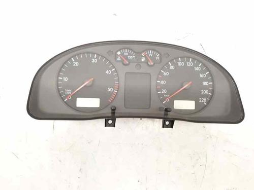 Used Instrument cluster Instrument cluster VW PASSAT B5.5 (3B3) 1.9 TDI (130 hp) 4268070 4268070