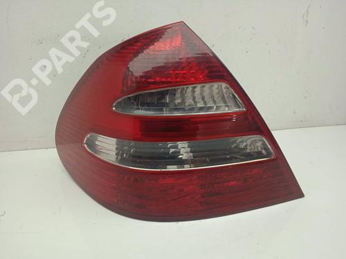 Used Left taillight Left taillight MERCEDES-BENZ E-CLASS (W211) E 320 (211.065) (224 hp) 11166406 11166406