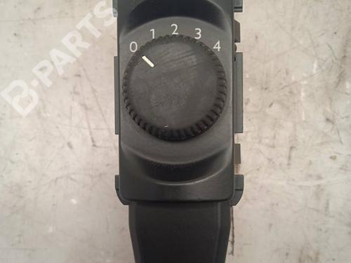 climate-control-peugeot-5008-0u_-0e_-96846886xt-2009-2010-2011-2012-2013-2014-2015-2016-2017-11161543 main image