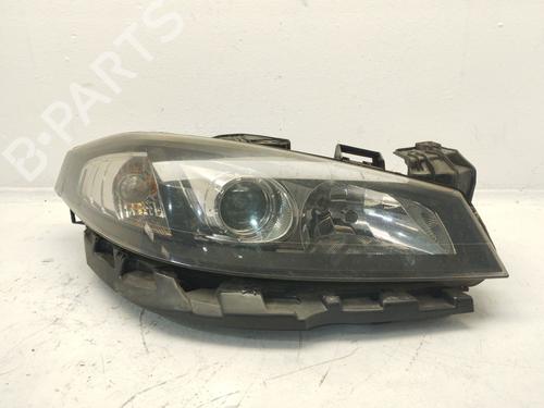 Used Right headlight Right headlight RENAULT LAGUNA II (BG0/1_) 2.0 16V (BG00, BG0K, BG0P, BG0W) (135 hp) 33021412 33021412