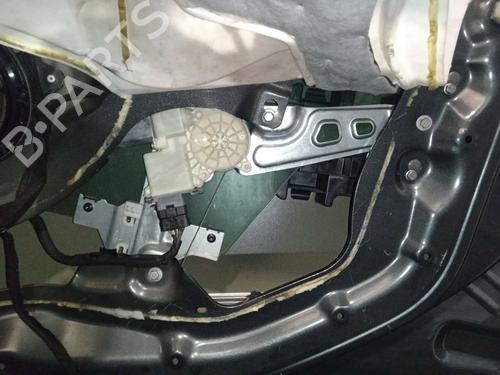 Used Front right window mechanism PEUGEOT 5008 (0U_, 0E_) 2.0 HDi 150 / BlueHDi 150 (150 hp) 16326487