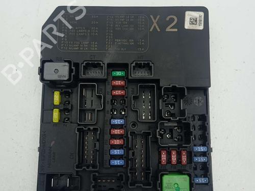 Used Fuse box NISSAN LEAF (ZE0) Electric (109 hp) 20235794
