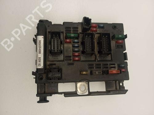 Used Fuse box Fuse box CITROËN XSARA (N1) [1997-2005] 31615686 31615686