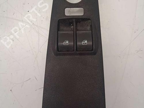 Used Left front window switch FIAT GRANDE PUNTO (199_) [2005-2026]  14480782