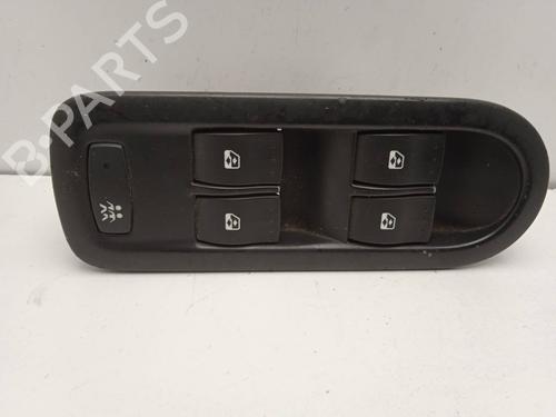 Used Left front window switch Left front window switch RENAULT MEGANE II (BM0/1_, CM0/1_) [2001-2012] 4293444 4293444