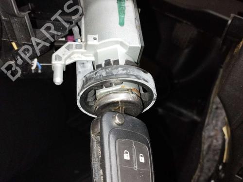 Used Ignition barrel Ignition barrel OPEL INSIGNIA A (G09) 2.0 CDTI (68) (131 hp) 18013857 18013857