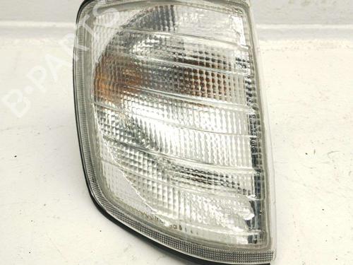 Used Right front indicator Right front indicator MERCEDES-BENZ 124 Saloon (W124) 300 Turbo-D (124.133) (147 hp) 40096989 40096989