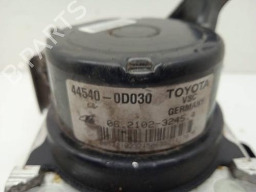 ABS pump TOYOTA YARIS (_P13_) 1.3 (NSP130_, NSP130) | BP4622125M43