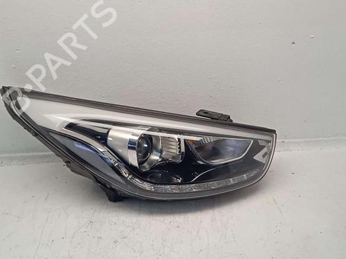 Used Right headlight Right headlight HYUNDAI ix35 (LM, EL, ELH) 1.7 CRDi (116 hp) 40096723 40096723