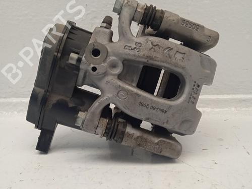 Right rear brake caliper CITROËN C4 III (BA_, BB_, BC_) 1.2 PureTech 130 (BAHNSA, BAHNSB) | BP32388251M106