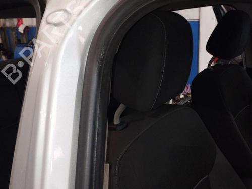 Used Rubber door seal FORD FOCUS III [2010-2020]  19638189