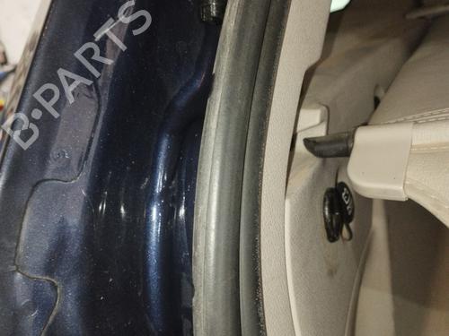 rubber-door-seal-jeep-grand-cherokee-iii-wh-wk-2004-2005-2006-2007-2008-2009-2010-2011-23427489 main image