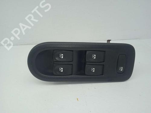 Used Left front window switch Left front window switch RENAULT CLIO III Grandtour (KR0/1_) [2007-2026] 24546738 24546738