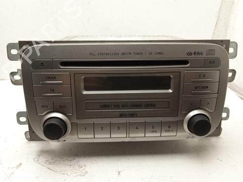 Used Radio SUZUKI LIANA (ER, RH_) 1.4 DDiS (RH 414D) (90 hp) 4316710