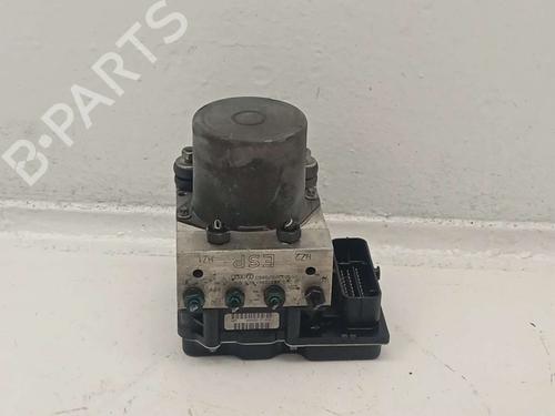 Used ABS pump AUDI A4 B7 (8EC) 2.0 TDI (140 hp) 31617081