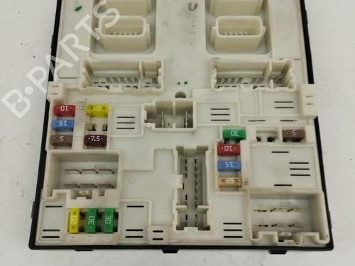fuse-box-renault-megane-iii-hatchback-bz01_-b3_-2008-36049666 main image