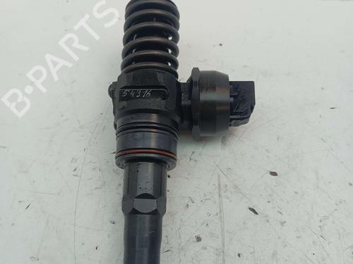 injector-audi-a4-b6-8e2-2000-2001-2002-2003-2004-2005-31616078 main image