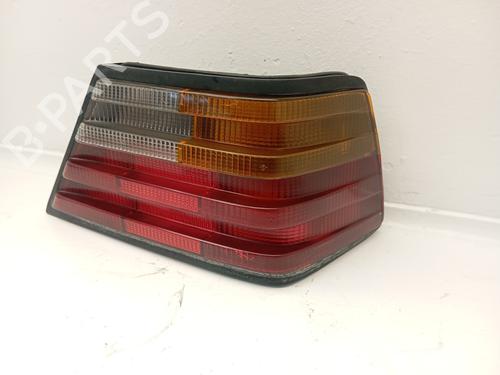 Used Right taillight Right taillight MERCEDES-BENZ 124 Saloon (W124) [1984-1993] 17753289 17753289