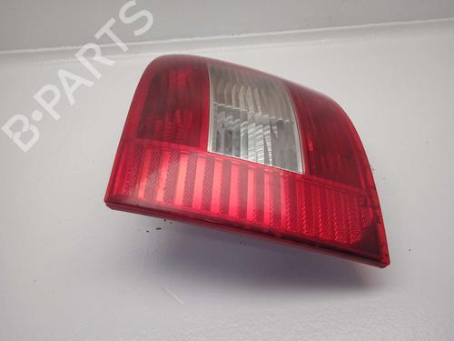 Used Right taillight FIAT MULTIPLA (186_) 1.9 JTD (186AXE1A) (120 hp) 22564873