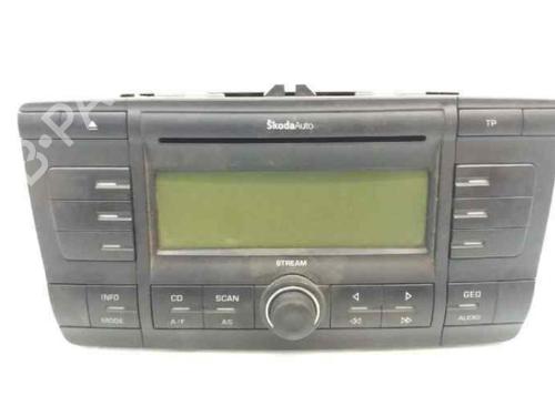 Used Radio SKODA OCTAVIA II (1Z3) 1.9 TDI (105 hp) 4324012