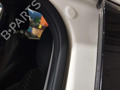 other-lancia-ypsilon-312_-12-bi-fuel-312yxa1a-2011-16985395 main image