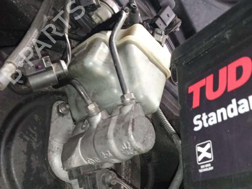 Used Brake master cylinder Brake master cylinder VW PASSAT B6 (3C2) 2.0 TDI 16V (140 hp) 16676089 16676089