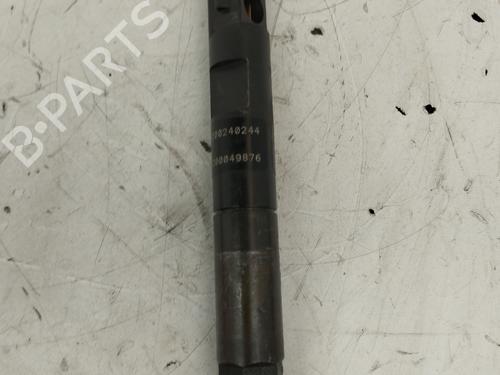 Used Injector RENAULT CLIO II (BB_, CB_) [1998-2016]  31615668
