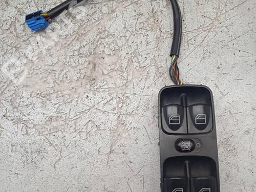 Used Left front window switch Left front window switch MERCEDES-BENZ C-CLASS (W203) C 180 Kompressor (203.046) (143 hp) 11164014 11164014