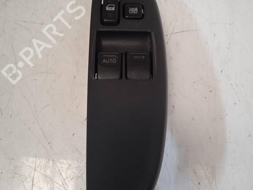 Used Left front window switch TOYOTA YARIS (_P1_) 1.3 (SCP12_, SCP13_, SCP12R, SCP13R) (87 hp) 4306391