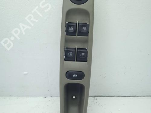 Used Left front window switch Left front window switch RENAULT ZOE (BFM_) ZOE (58 hp) 32232546 32232546