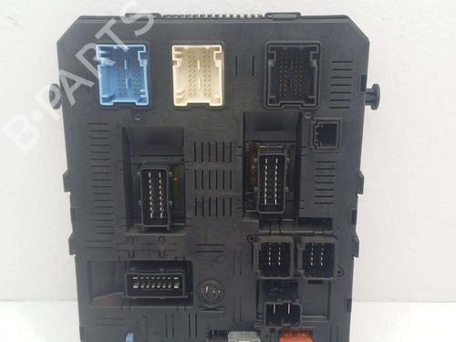 Used Fuse box PEUGEOT 307 (3A/C) 1.6 HDi 110 (109 hp) 31619803