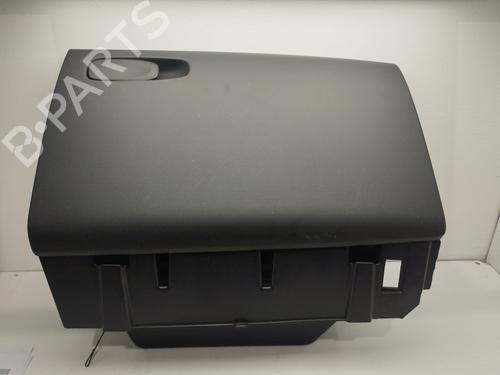 Used Glove box VOLVO V40 Hatchback (525) D2 (114 hp) 18072280