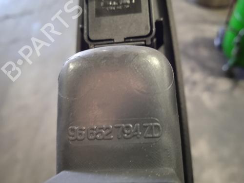 Left rear window switch PEUGEOT 5008 (0U_, 0E_) 2.0 HDi 150 / BlueHDi 150 | BP16316713I29