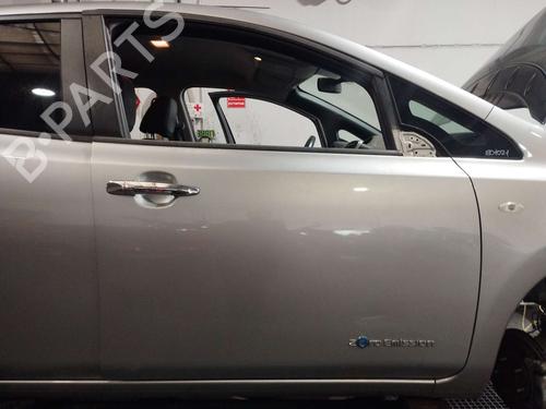 Used Right front door NISSAN LEAF (ZE0) Electric (109 hp) 21218483