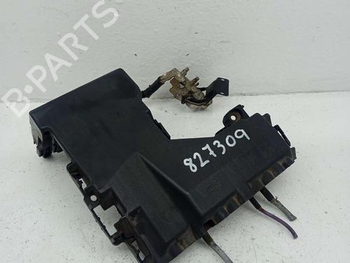 Used Fuse box Fuse box 31618376 31618376