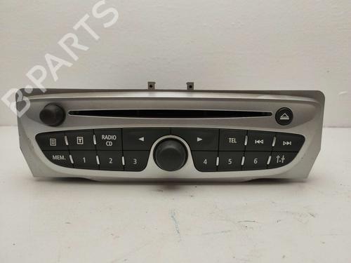 Used Radio RENAULT MEGANE III Hatchback (BZ0/1_, B3_) [2008-2026]  24509550