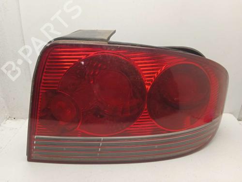 Used Right taillight HYUNDAI SONATA IV (EF) [1998-2005]  11150211