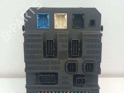 Used Fuse box Fuse box 36269782 36269782