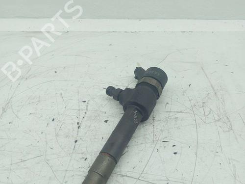 injector-fiat-grande-punto-199_-2005-31619671 main image