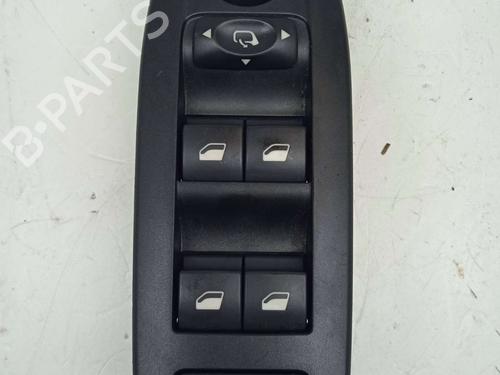 Used Left front window switch PEUGEOT 208 I (CA_, CC_) [2012-2021]  15807755